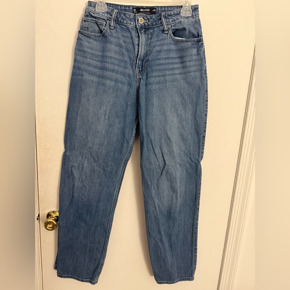 Hollister Ultra High Rise Dad Jeans